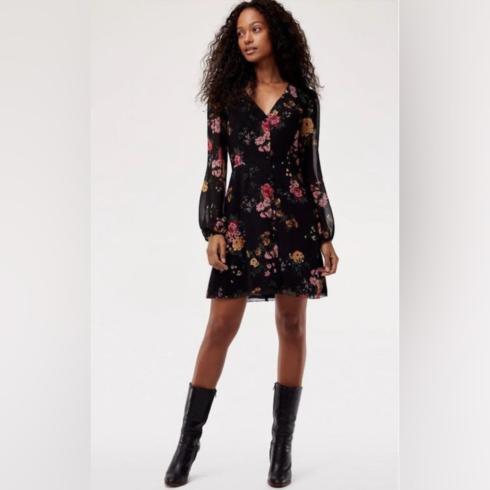 Aritzia Wilfred Nazaire Mini Dress Black Floral — Size 4